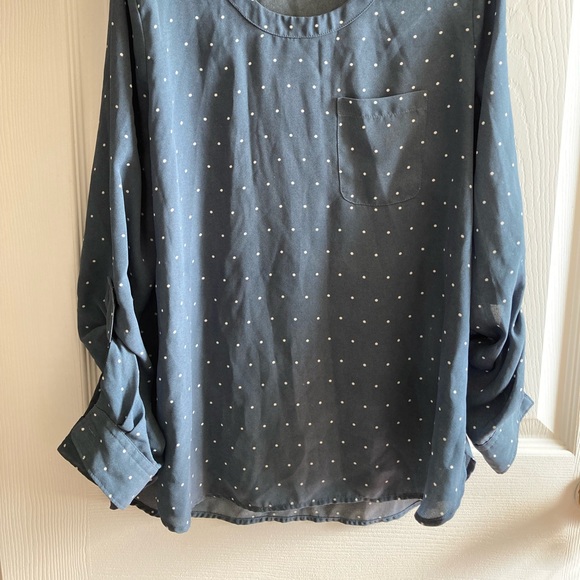 De Collection Blouses - Picture 7 of 8